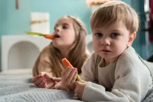 Jakie zabawy ruchowe zorganizować dla dzieci w domu?
